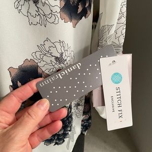 Brand new Daniel Rain top never worn size medium